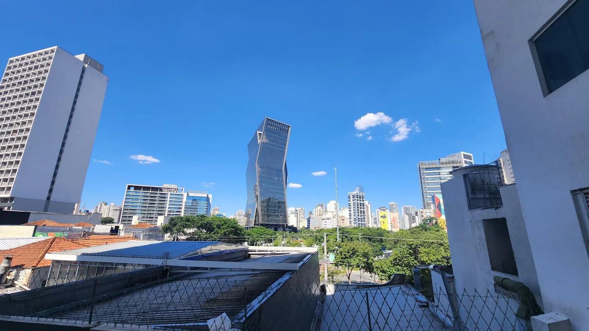 Apto Completo Ao Lado Do Metro Faria Lima São Paulo 0*,  Brazílie